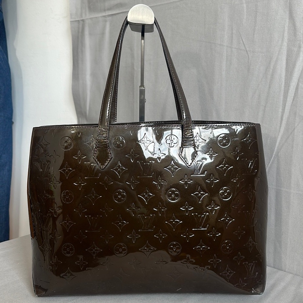 Louis Vuitton Amarante Wilshire Monogram Vernis MM Bag - Picture 2 of 16